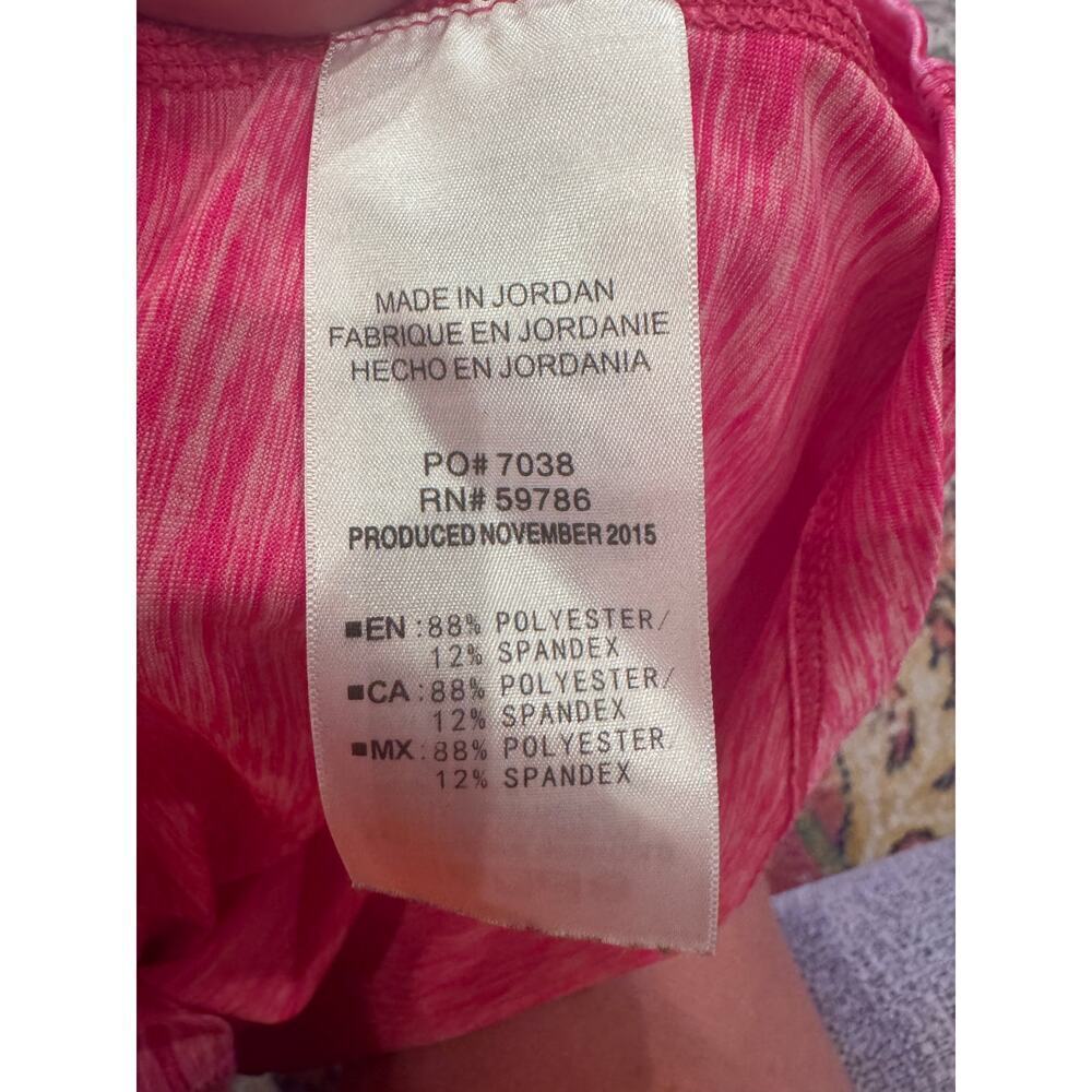 Umbro Women's Pink V-Neck Short Sleeve Performance Athletic Top Shirt Workout  L - Picture 8 of 8